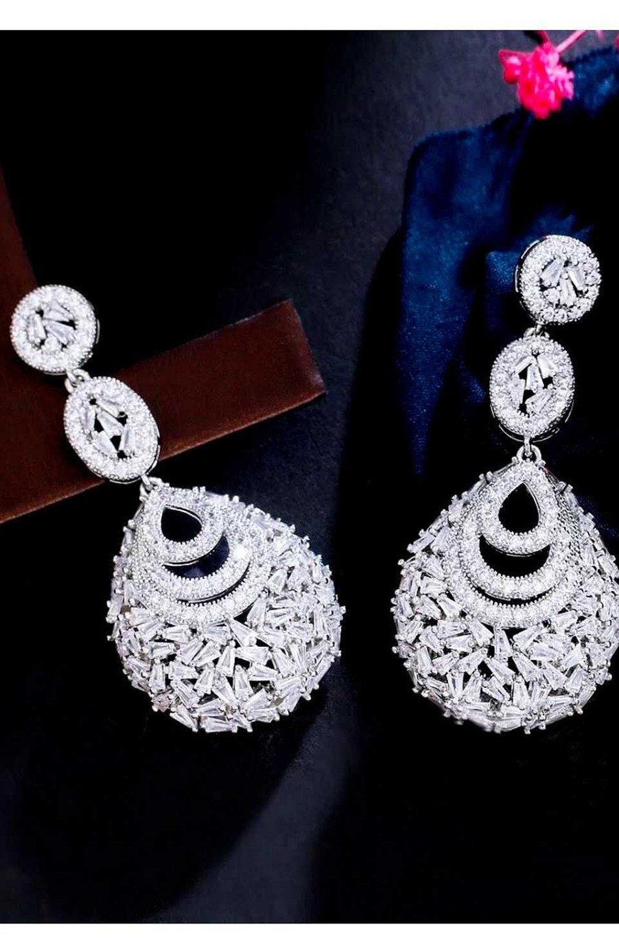 Accesorios Fetiche Suances | Pendientes Circonitas Royal